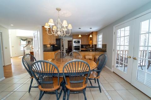 34 Cedarmill Dr, Raynham, MA 02767 photo 12