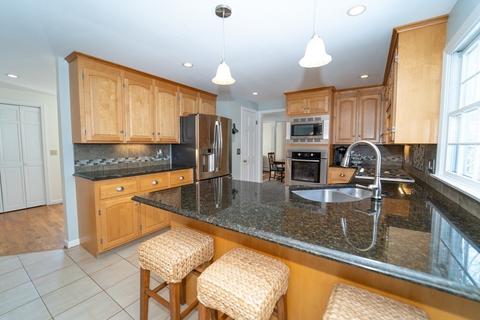 34 Cedarmill Dr, Raynham, MA 02767 photo 13