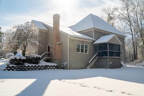 34 Cedarmill Dr, Raynham, MA 02767 photo 8
