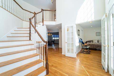 34 Cedarmill Dr, Raynham, MA 02767 photo 9