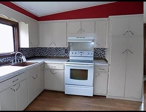 4 East St, Ware, MA 01082 photo 3