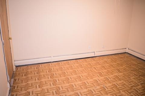 624 Plainfield St, Springfield, MA 01107 photo 16