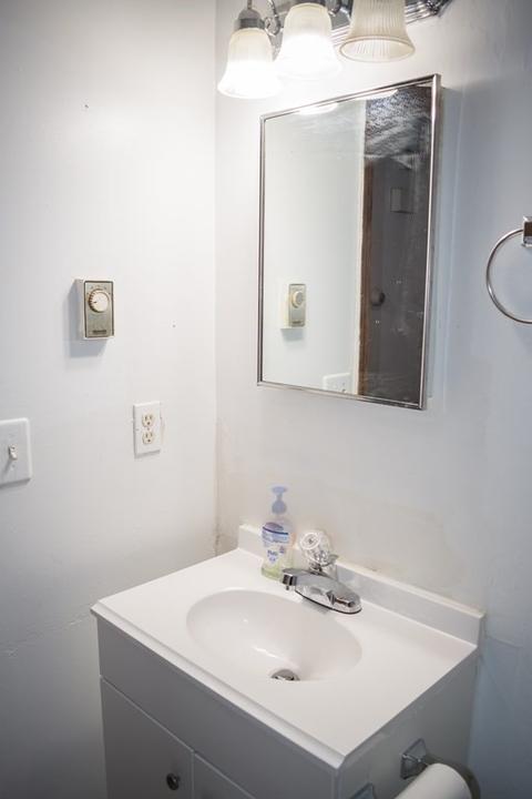 624 Plainfield St, Springfield, MA 01107 photo 15