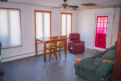 624 Plainfield St, Springfield, MA 01107 photo 7