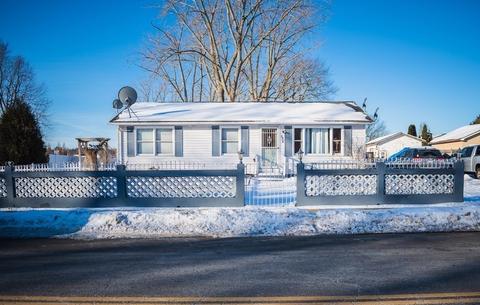 624 Plainfield St, Springfield, MA 01107 photo 2