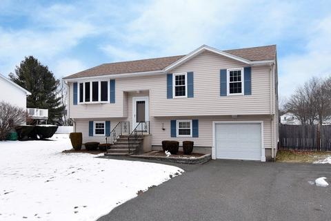 3 Arrowhead Rd, Danvers, MA 01923 photo 1
