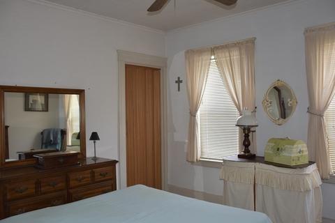 52 Schofield Ave, Dudley, MA 01571 photo 17