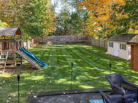 302 Ash St, Reading, MA 01867 photo 39