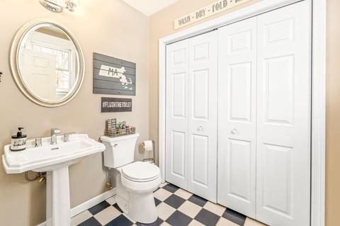 302 Ash St, Reading, MA 01867 photo 6
