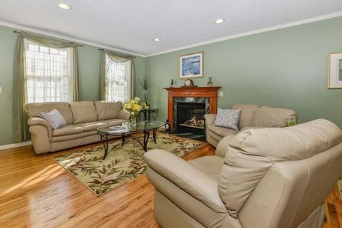 25 Azalea Cir, Dedham, MA 02026 photo 6