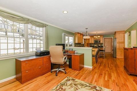 25 Azalea Cir, Dedham, MA 02026 photo 9