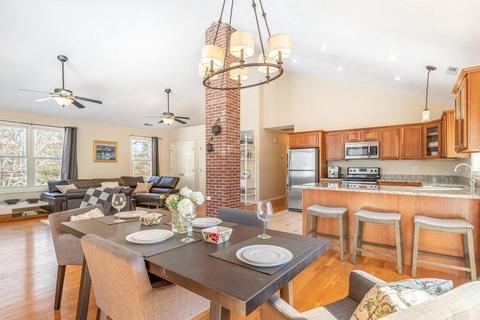 12 Oxford Rd #2, Gloucester, MA 01930 photo 8