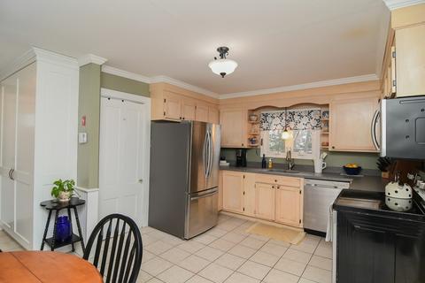 81 Locust St, Danvers, MA 01923 photo 6