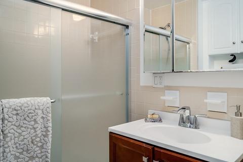 114 Brook St #2, Brookline, MA 02445 photo 18