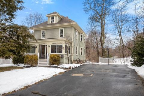 104 Ward, Hingham, MA 02043 photo 1