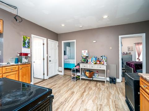 22 Mott St, Worcester, MA 01604 photo 19