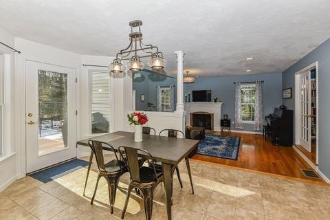 167 Whippoorwill Dr, Raynham, MA 02767 photo 9