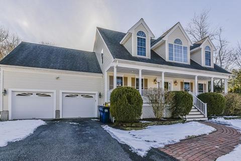 167 Whippoorwill Dr, Raynham, MA 02767 photo 2