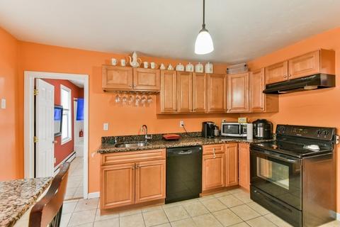 7 Oswald St, Worcester, MA 01607 photo 23