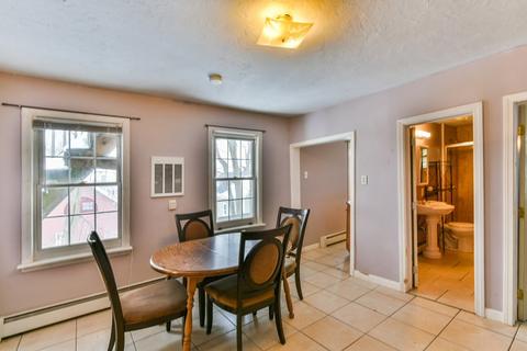7 Oswald St, Worcester, MA 01607 photo 9