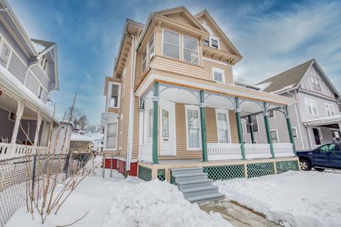 175 Saint James Ave, Springfield, MA 01109 photo 3