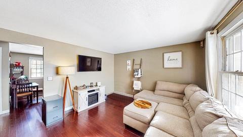 26 Lockwood Ave, Springfield, MA 01151 photo 2