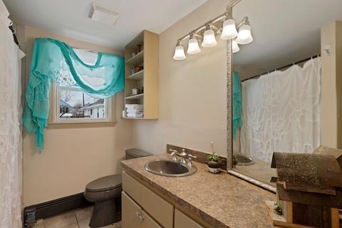 146 Riverside Dr, Dedham, MA 02026 photo 14