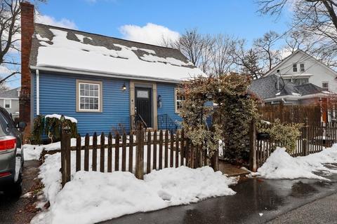 146 Riverside Dr, Dedham, MA 02026 photo 2