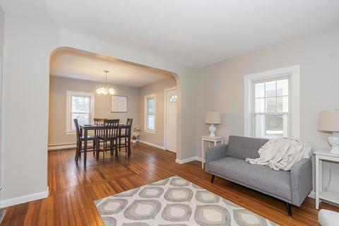 158 Parkerview St, Springfield, MA 01129 photo 7