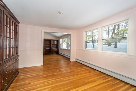 124 Everett St, Natick, MA 01760 photo 9