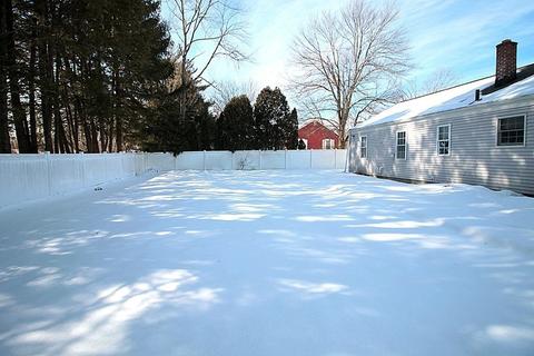 55 Westbrook Dr, Springfield, MA 01129 photo 33