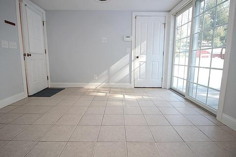 55 Westbrook Dr, Springfield, MA 01129 photo 13