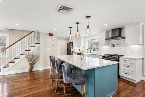 186 Central Ave, Needham, MA 02494 photo 5