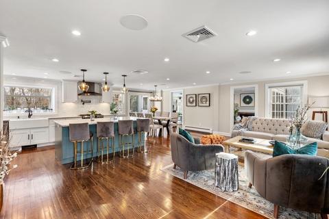 186 Central Ave, Needham, MA 02494 photo 3