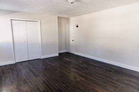 115 Delcar St, Fall River, MA 02720 photo 8