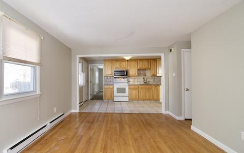 95 Granby St, Springfield, MA 01108 photo 8