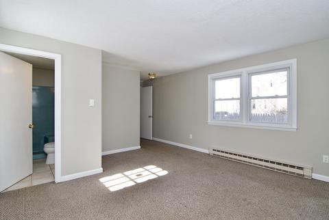 95 Granby St, Springfield, MA 01108 photo 16