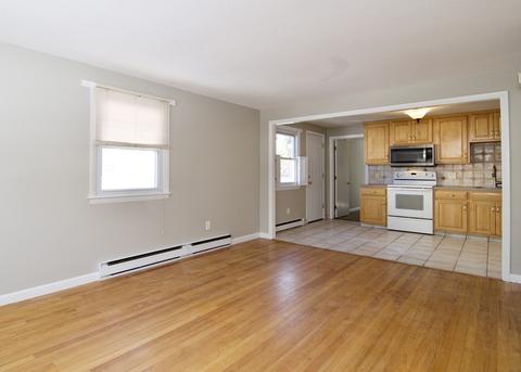 95 Granby St, Springfield, MA 01108 photo 7