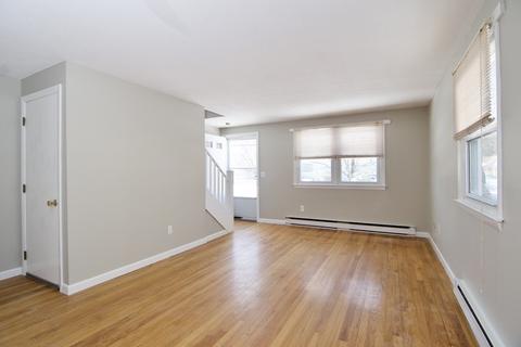 95 Granby St, Springfield, MA 01108 photo 3