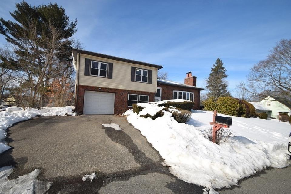 30 Superior Ave, Dracut, MA 01826 35 Photos MLS 72787902 Movoto