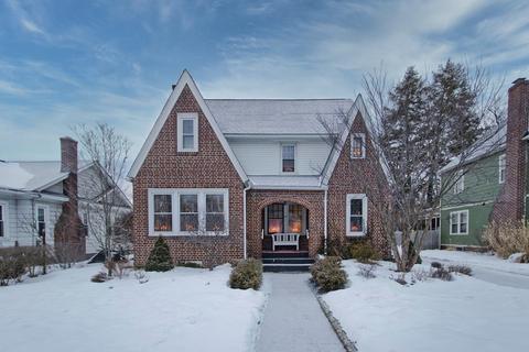 44 Texel Dr, Springfield, MA 01108 photo 2