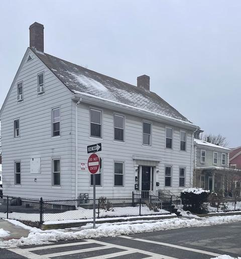 289 Pine St, Fall River, MA 02720 photo 1