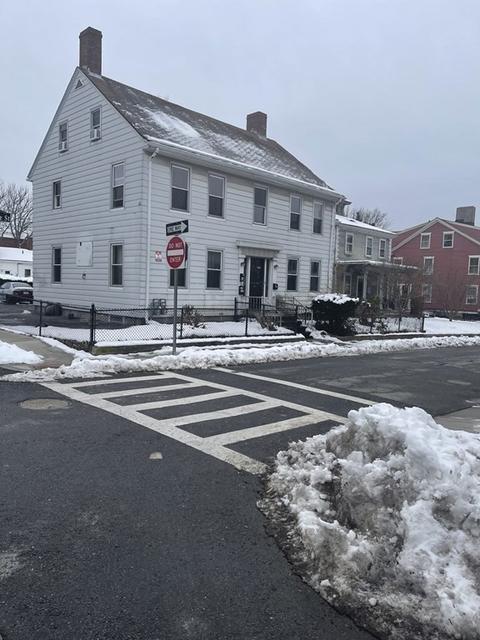 289 Pine St, Fall River, MA 02720 photo 2