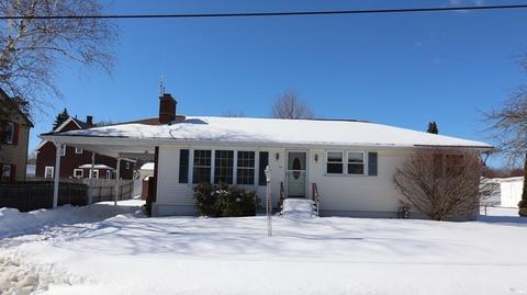 10 Robin Rd, Worcester, MA 01604 photo 1