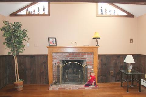 9 Oak Knoll Ln, Upton, MA 01568 photo 12