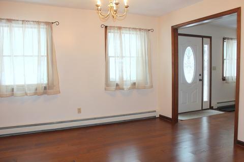 9 Oak Knoll Ln, Upton, MA 01568 photo 17
