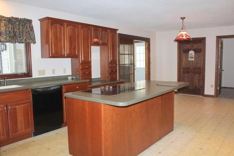 9 Oak Knoll Ln, Upton, MA 01568 photo 5