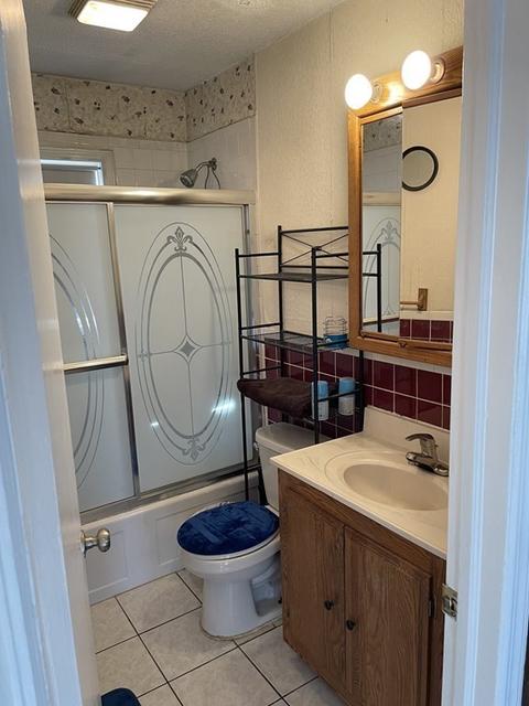 52 Pheland St, Springfield, MA 01109 photo 16