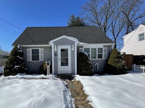 52 Pheland St, Springfield, MA 01109 photo 1