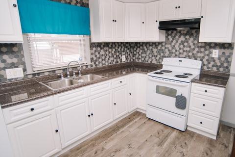 150 Slater Ave, Springfield, MA 01119 photo 9